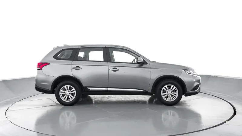 MITSUBISHI OUTLANDER 2021