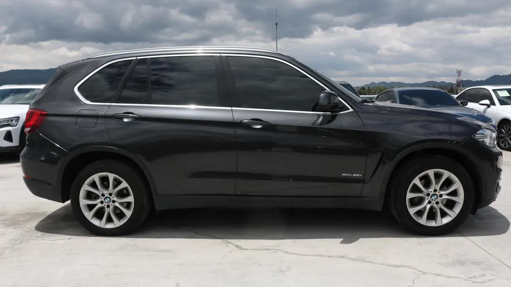 BMW X5 [E70] xDrive35i Premium 2017