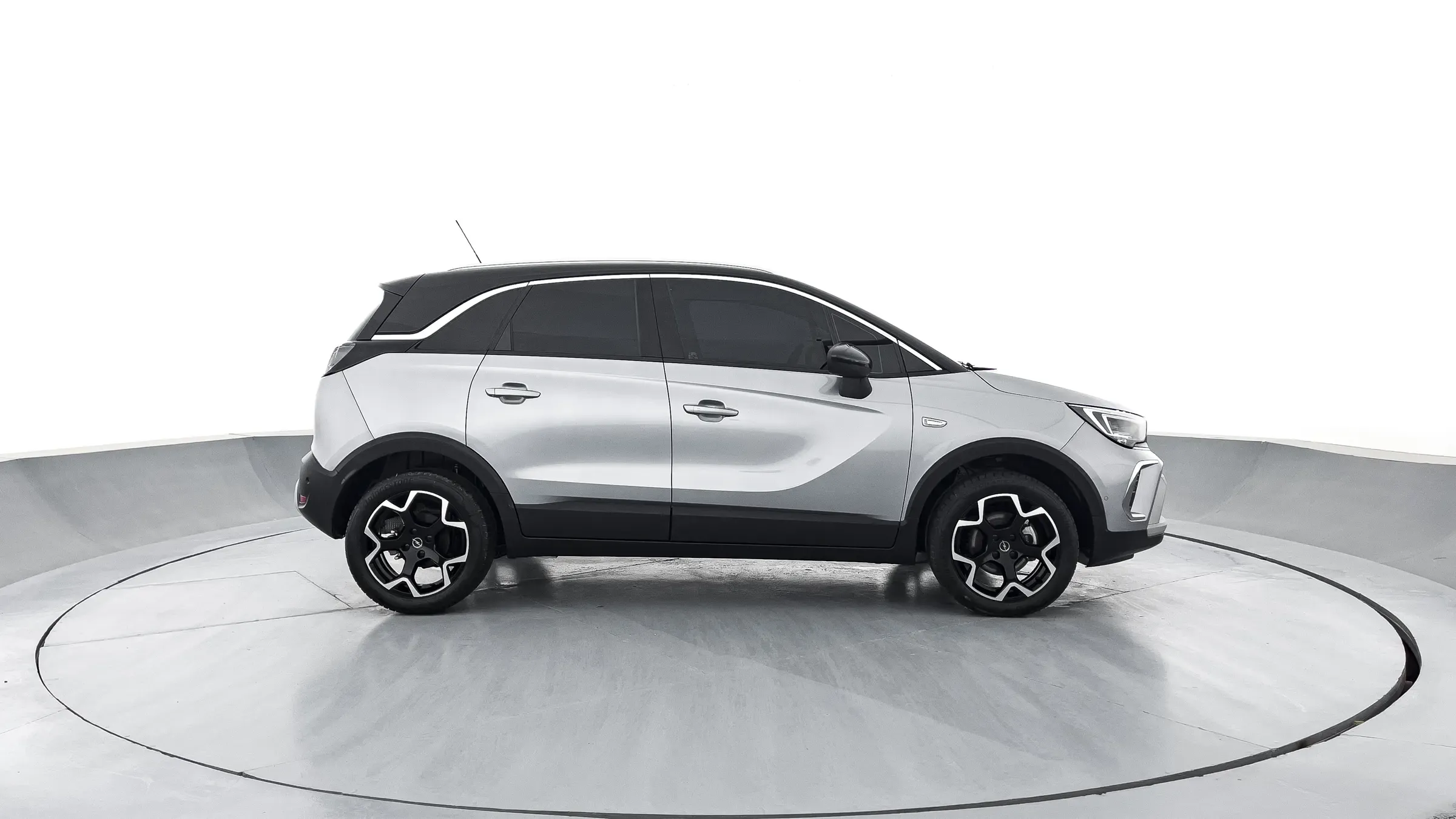 OPEL CROSSLAND 2023