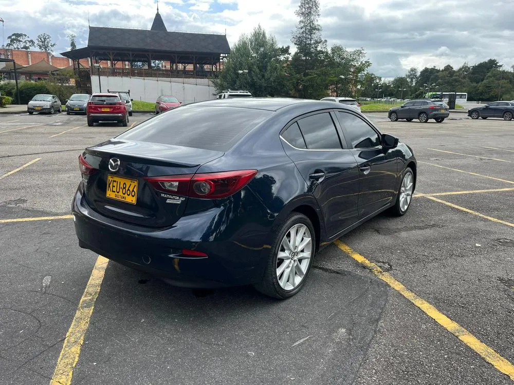 MAZDA 3 GRAND TOURING 2019