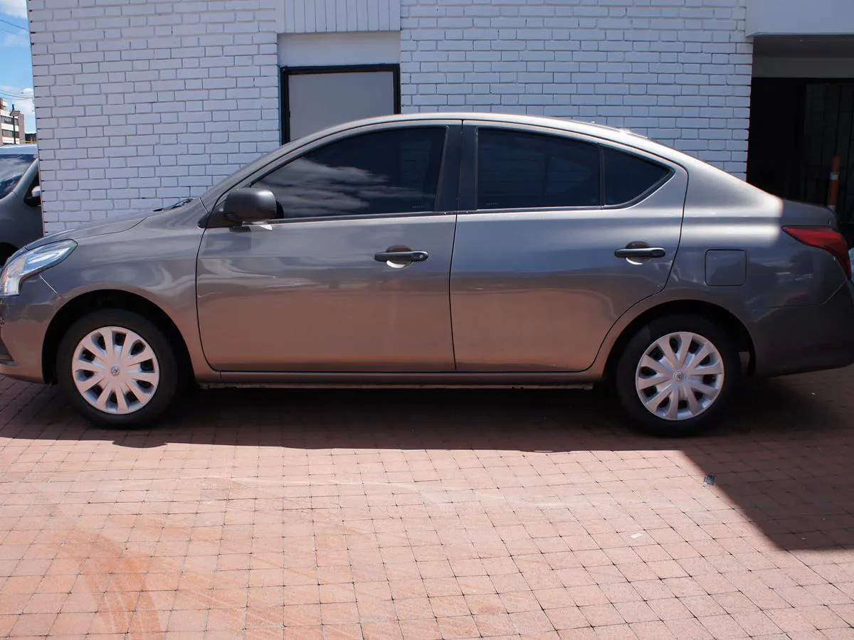 NISSAN VERSA DRIVE 2017