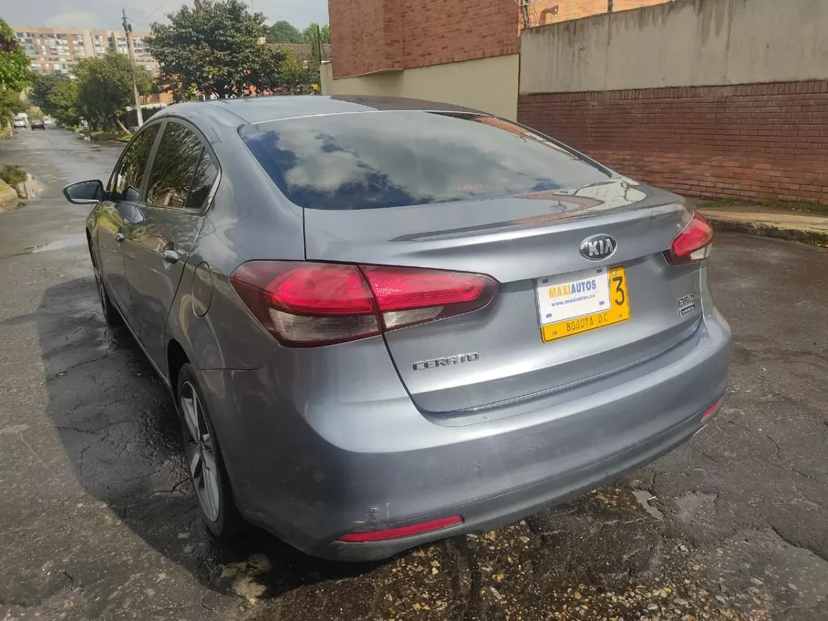 KIA CERATO 2017