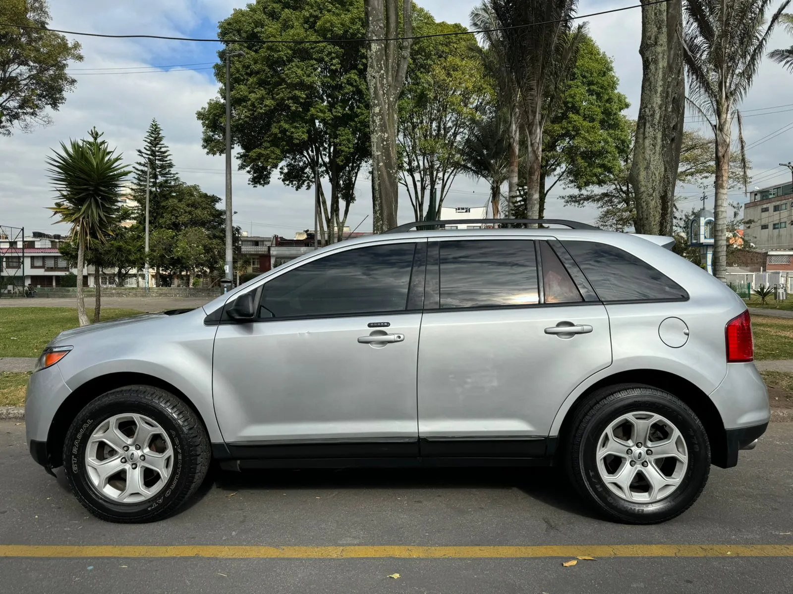 FORD EDGE 2013