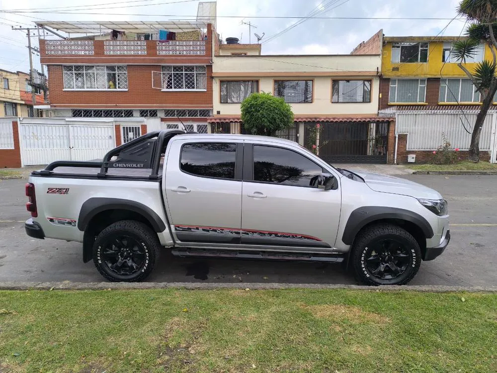 CHEVROLET COLORADO HIGH COUNTRY 2022