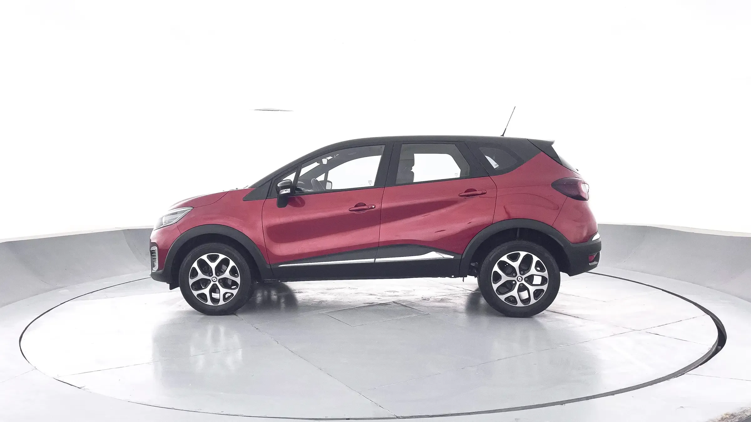 RENAULT CAPTUR CAPTUR INTENS TP 2000CC 2021