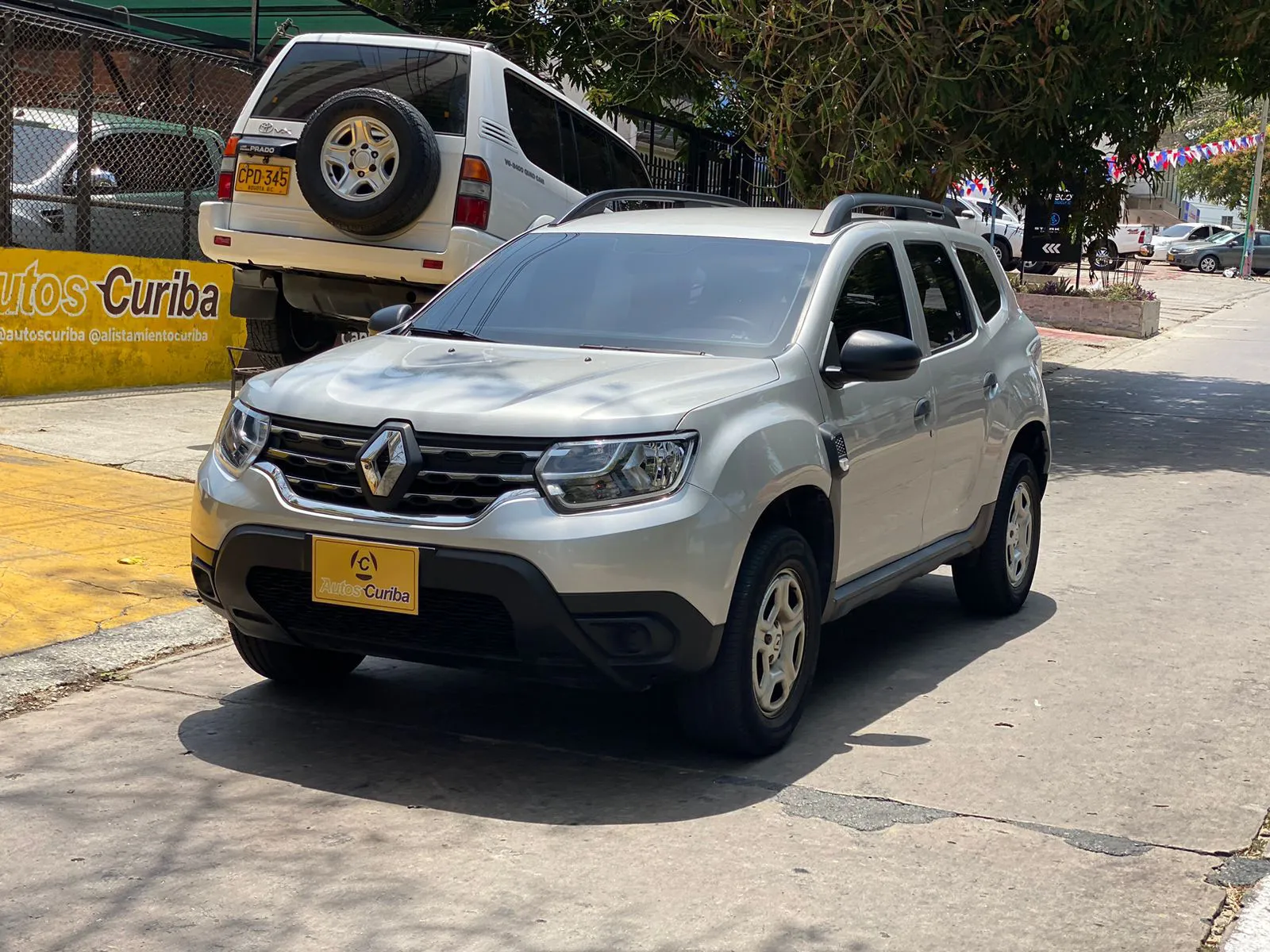 RENAULT DUSTER 2023