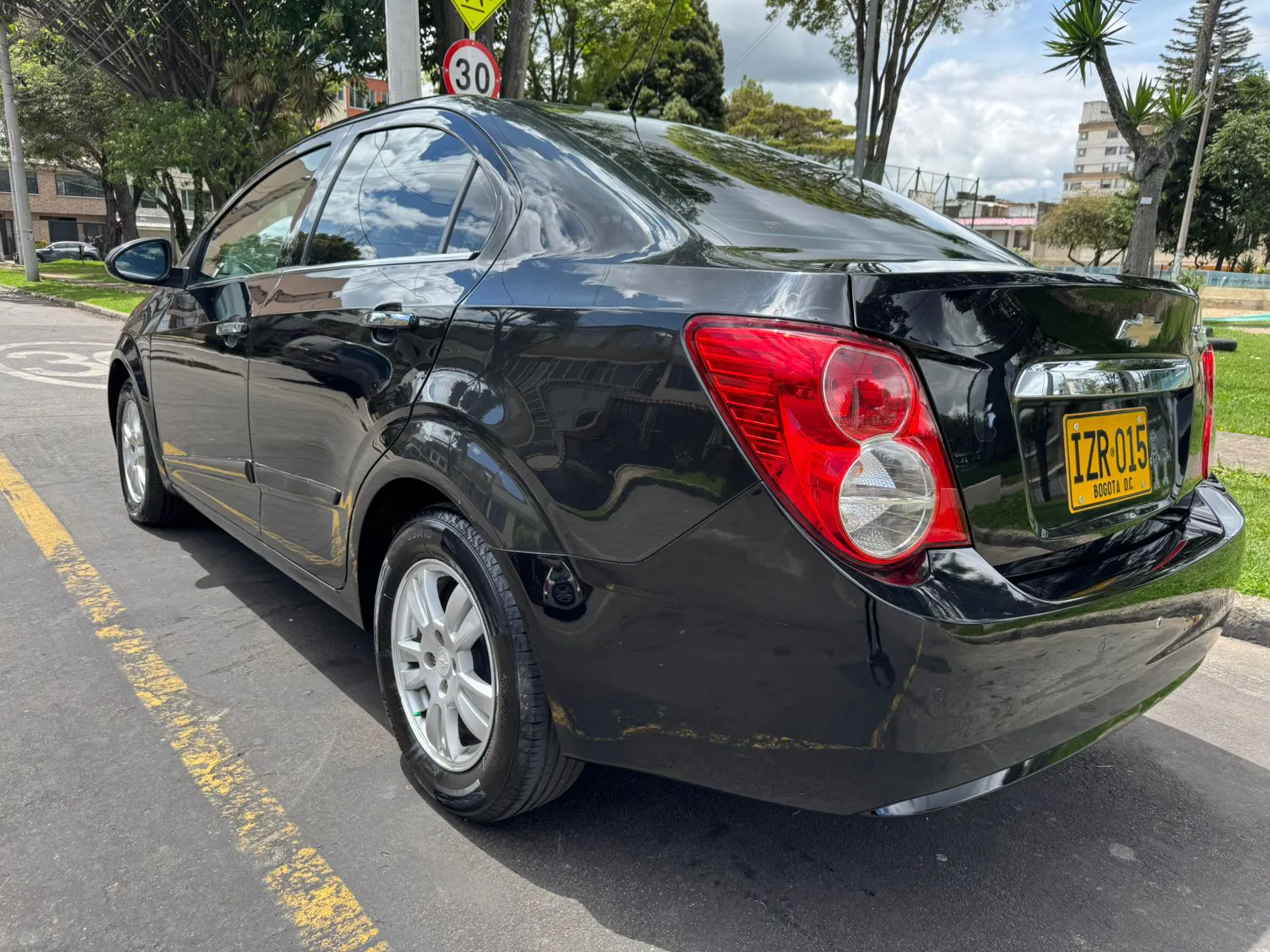 CHEVROLET SONIC LT 2015