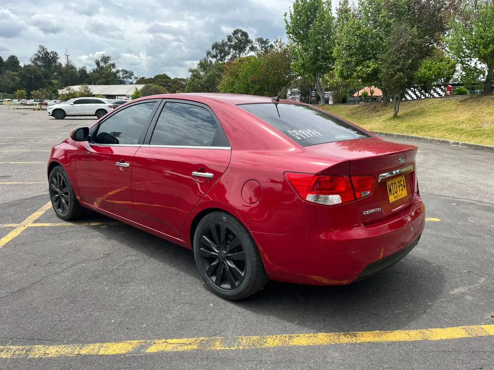 KIA CERATO FORTE 1.6 2013