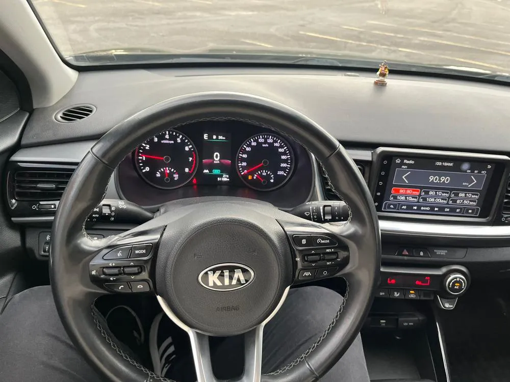 KIA STONIC ZENITH HYBRID 2022