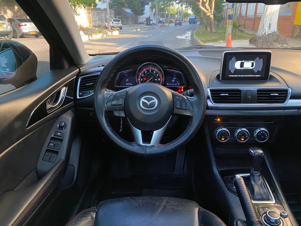 MAZDA 3 Grand Touring 2015