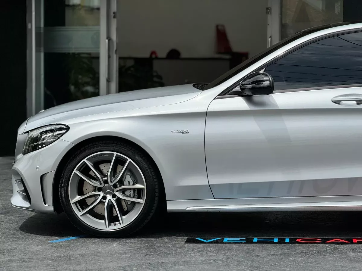 MERCEDES BENZ C 2019