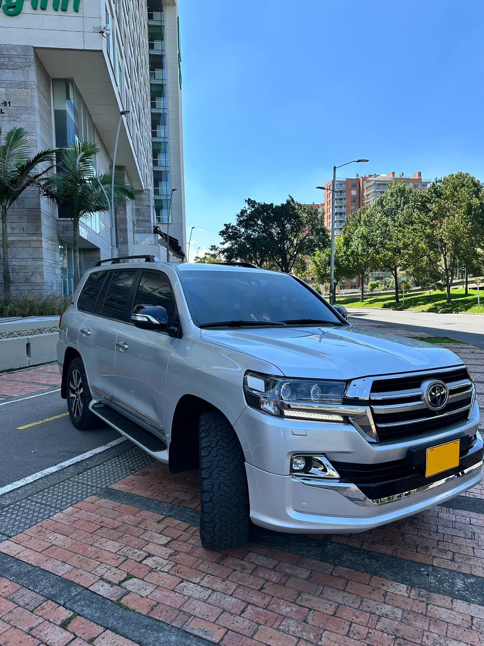 TOYOTA LAND CRUISER [LC 200] ELITE 2020