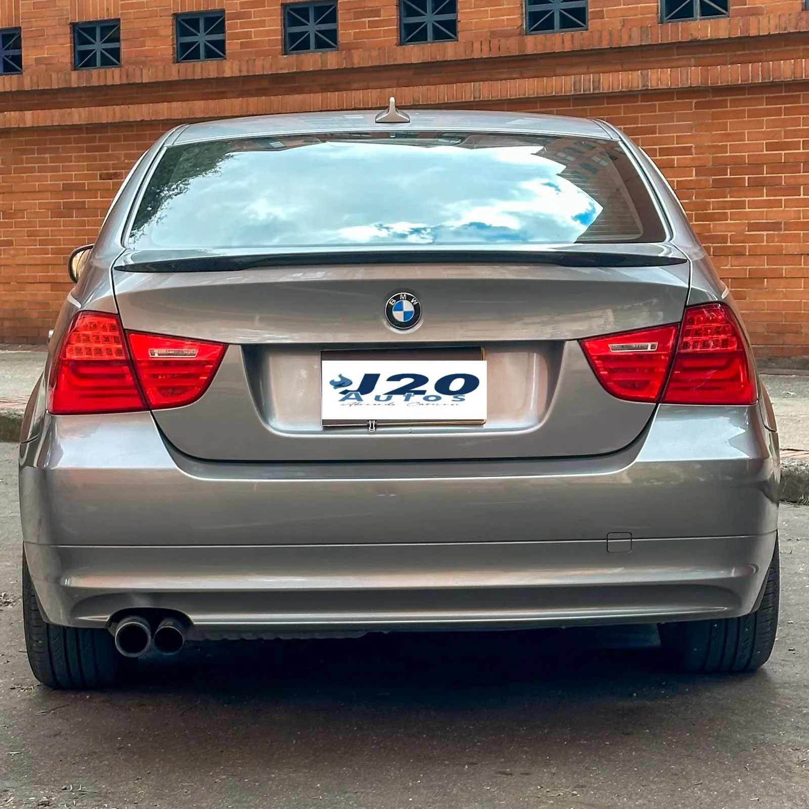 BMW 325i E90 LCI Sport 2010