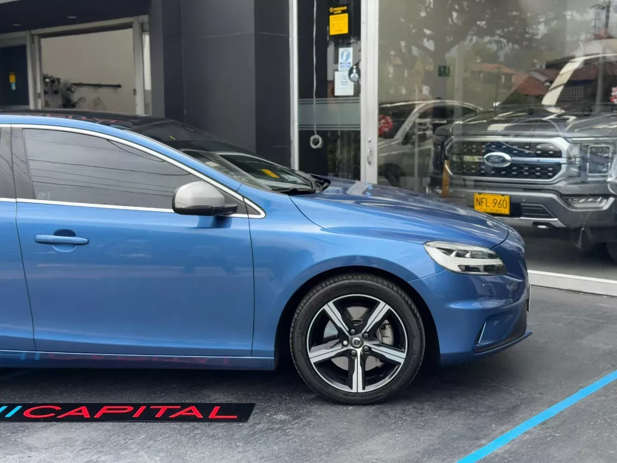 VOLVO V40 [2] T4 R-DESIGN 2019