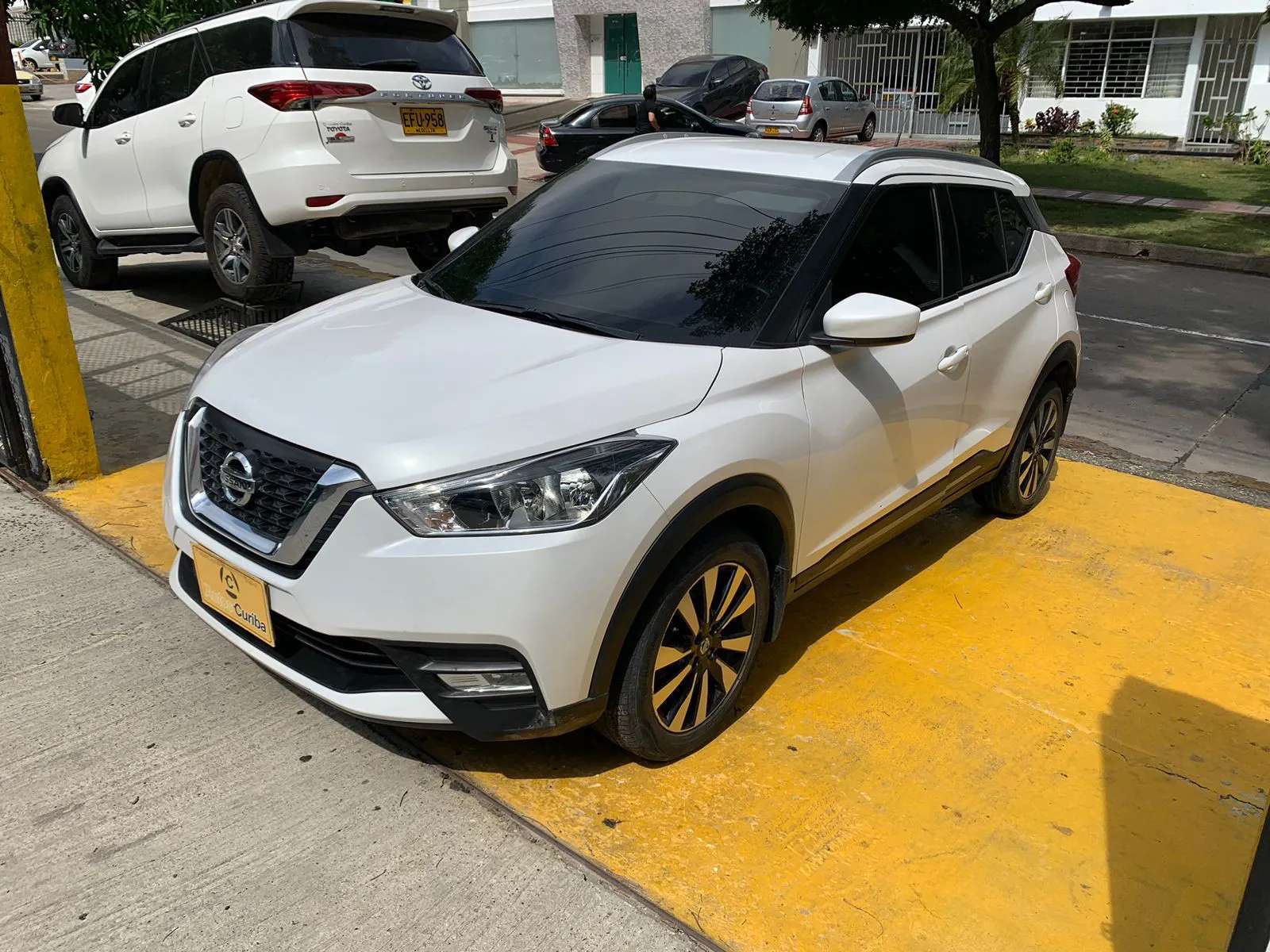 NISSAN KICKS 2020