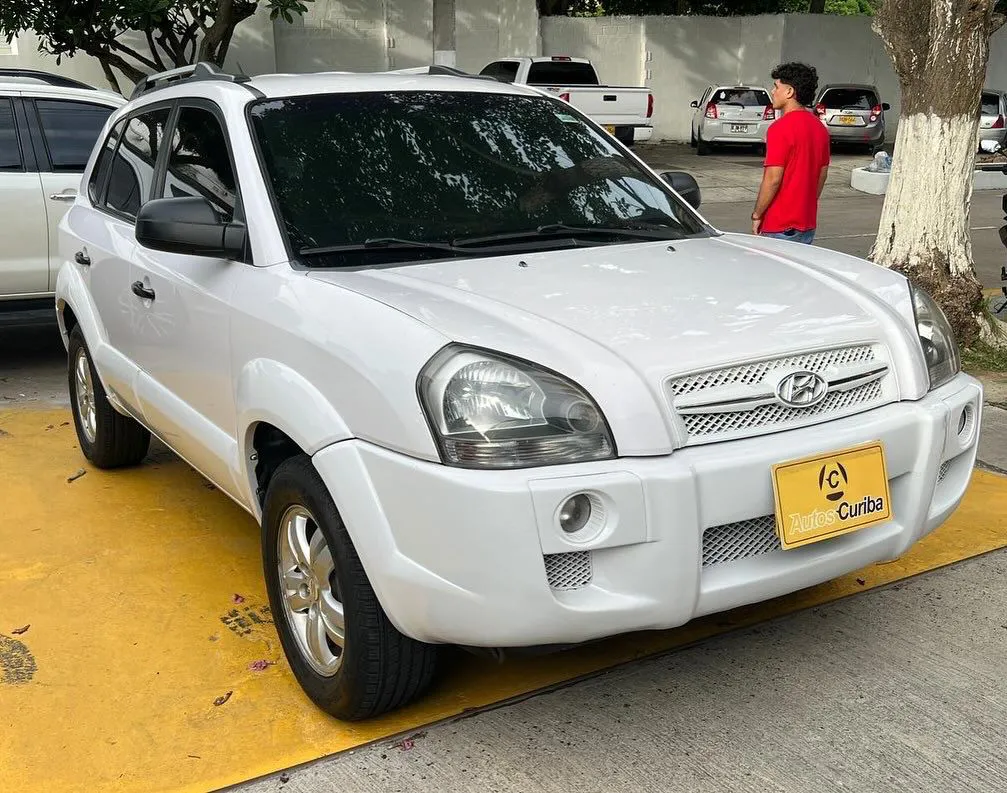 HYUNDAI Tucson 2008