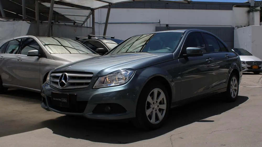 MERCEDES BENZ C180 CGI BLUEEFFICIENCY  2012