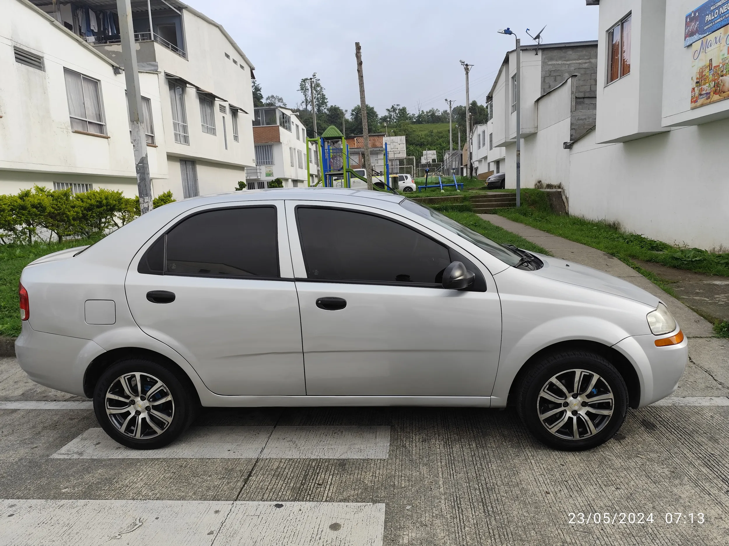 CHEVROLET AVEO 2013