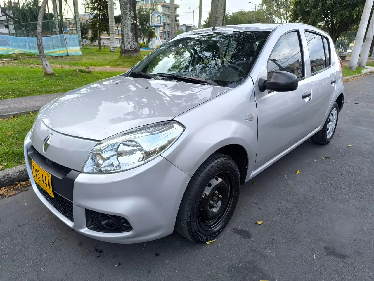 RENAULT SANDERO 2016