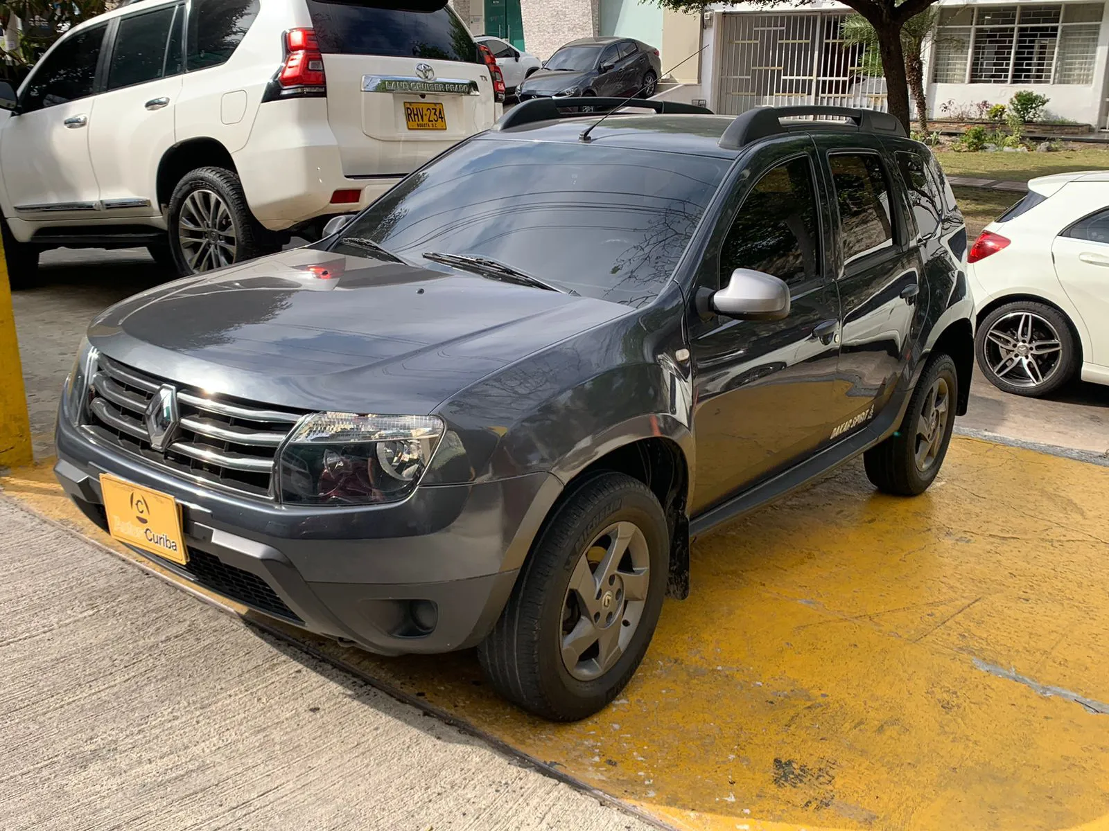 RENAULT DUSTER 2016