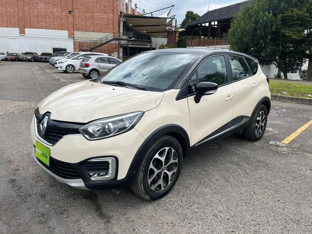 RENAULT CAPTUR INTENS 2018