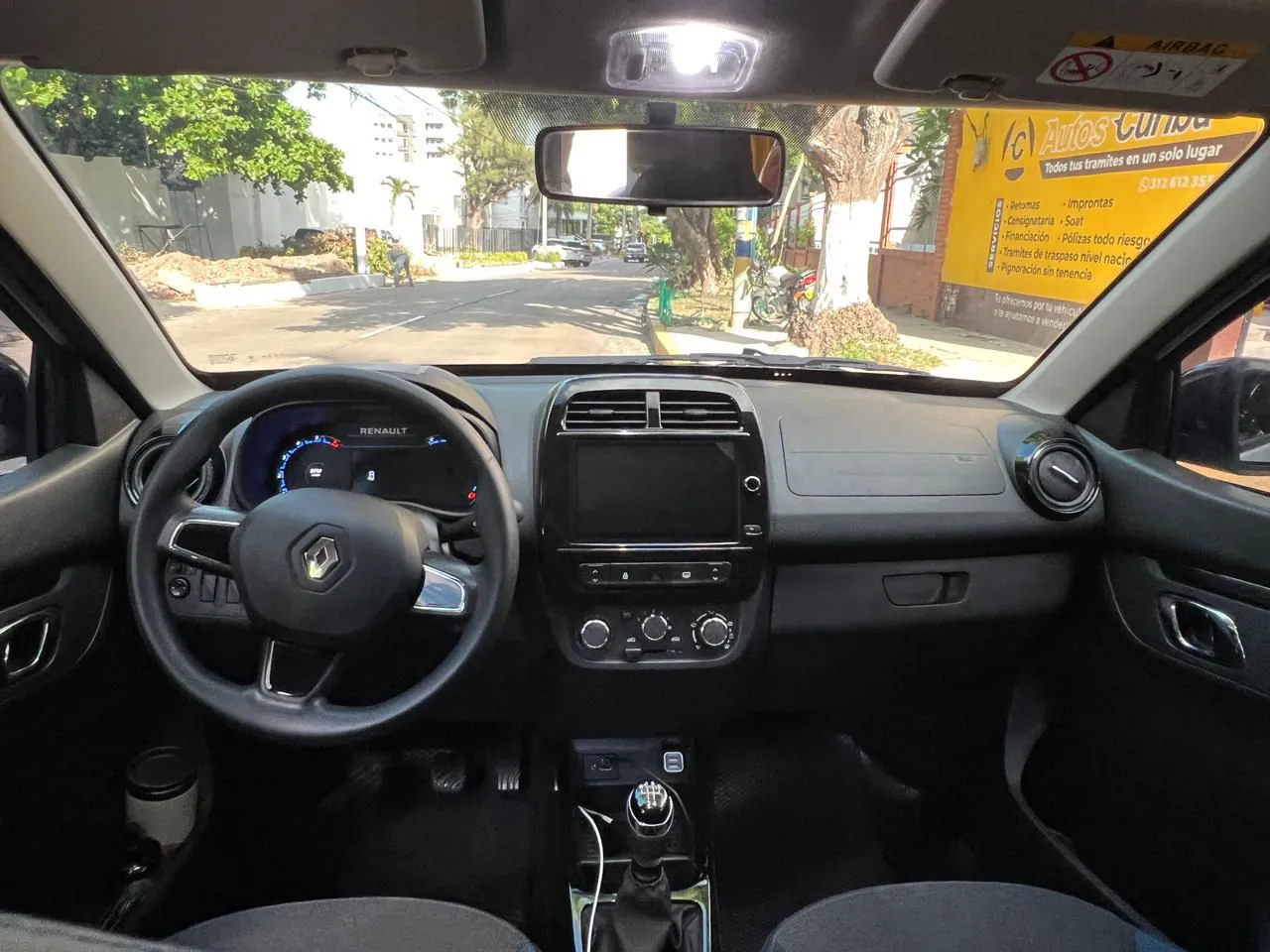 RENAULT KWID 2025