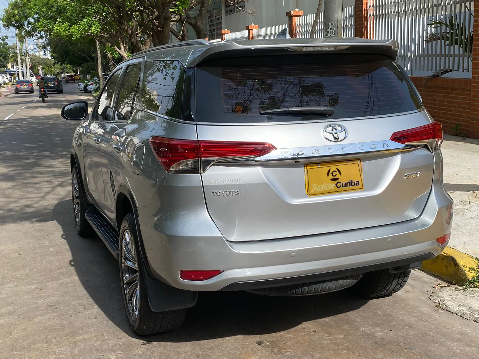 TOYOTA FORTUNER 2020