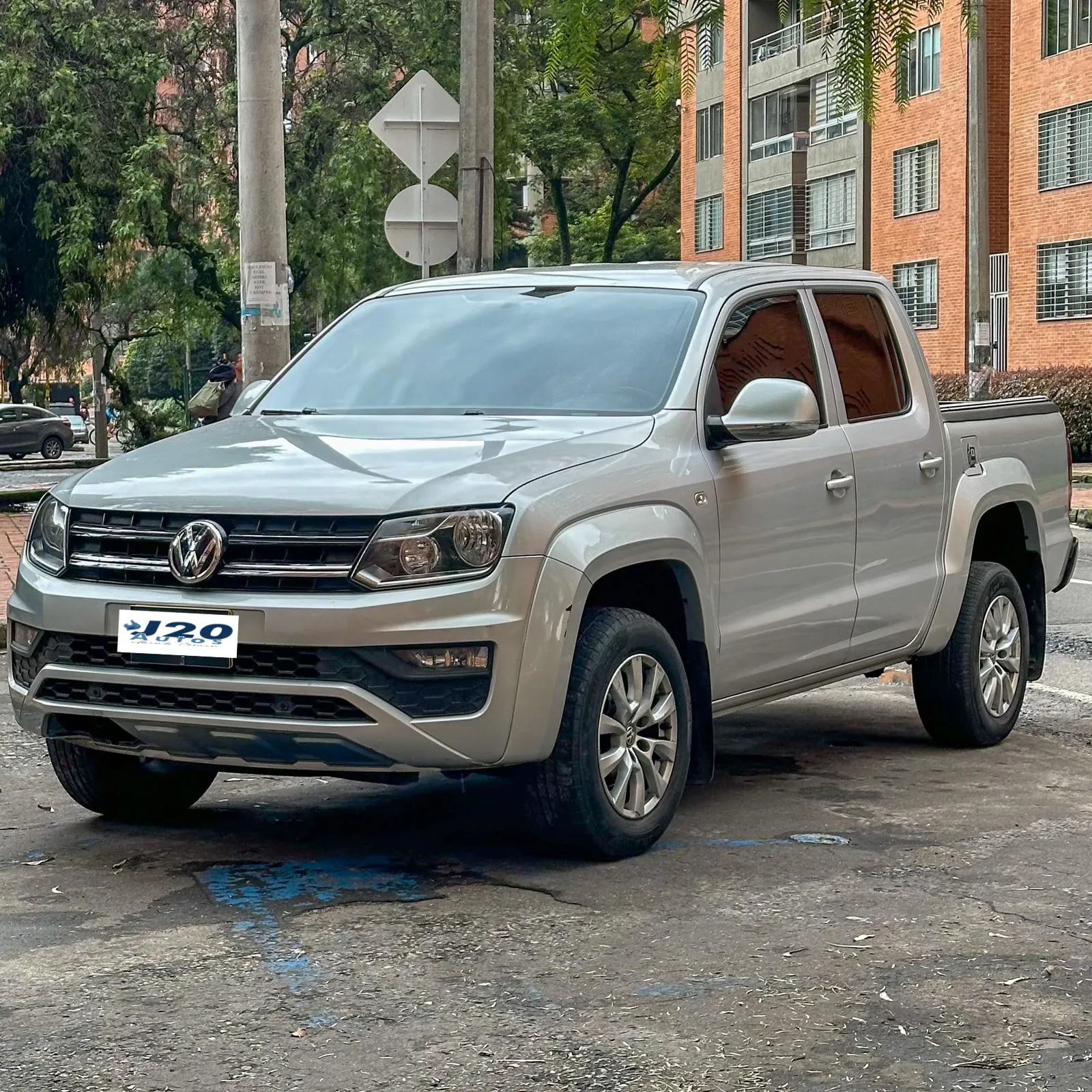 VOLKSWAGEN AMAROK TRENDLINE 2019