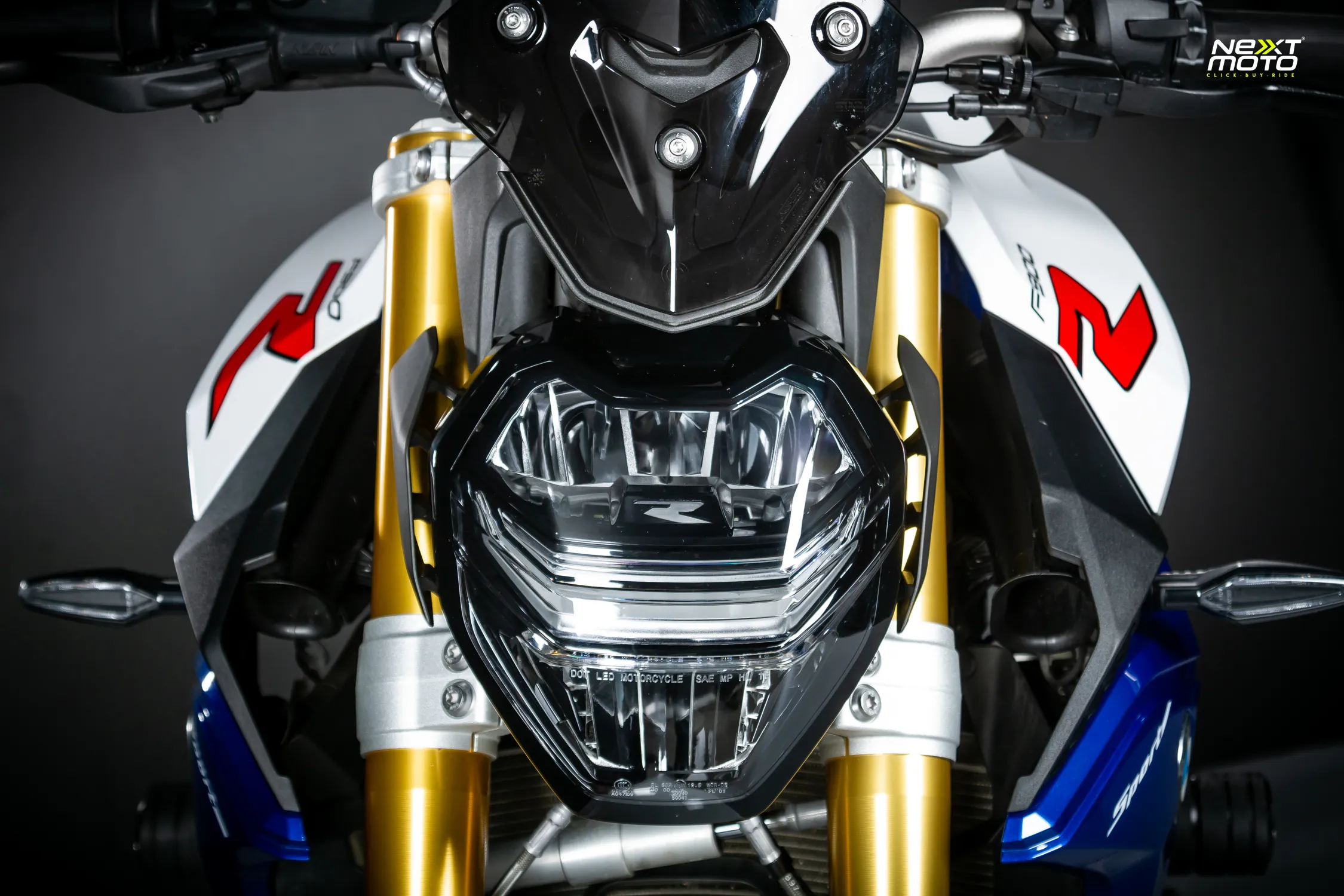 BMW F 900 R DYNAMIC 2023