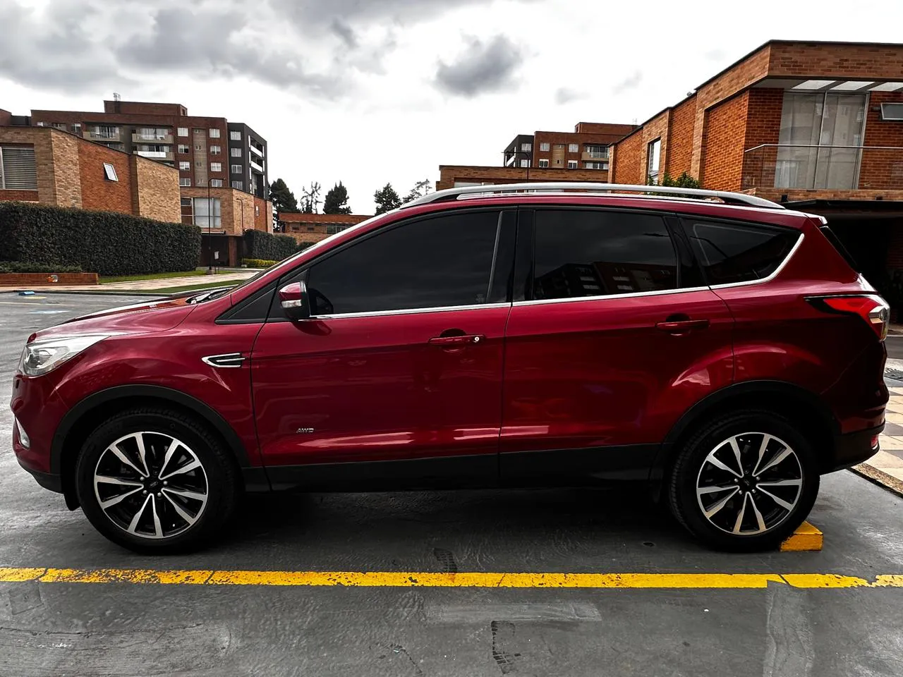 FORD ESCAPE TITANIUM 2018