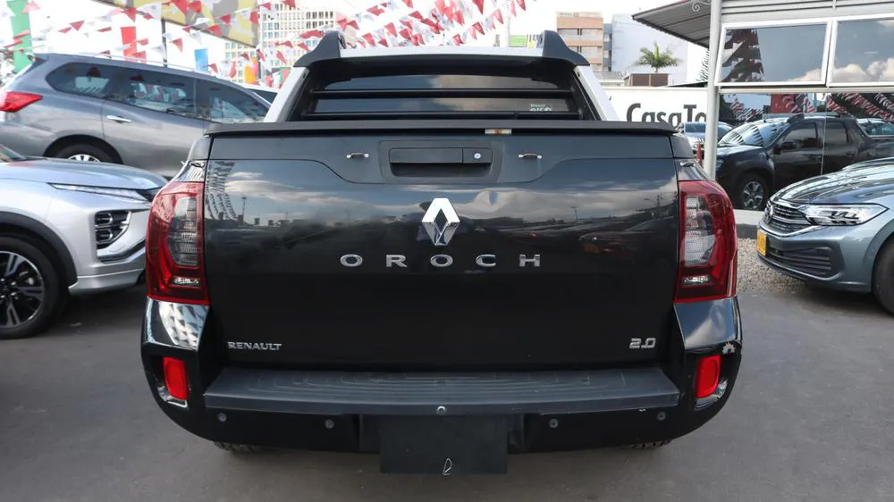 RENAULT DUSTER OROCH INTENS 2020