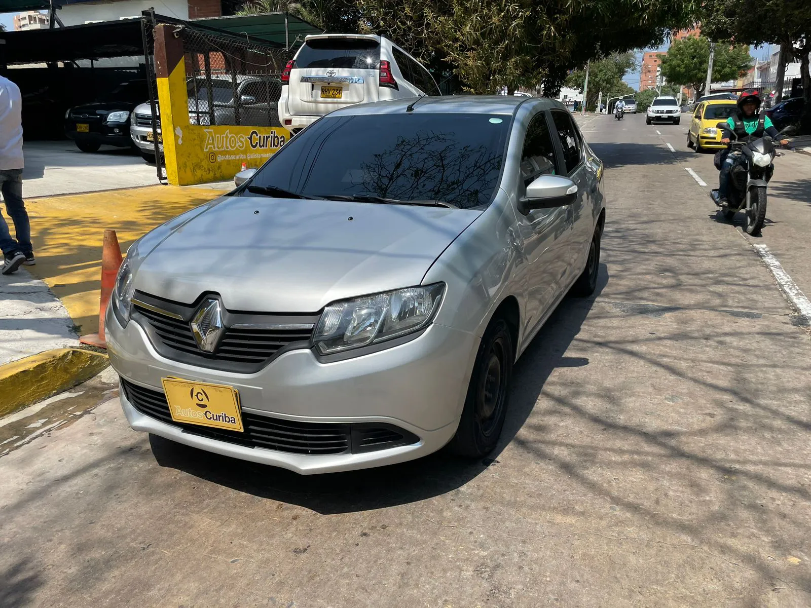 RENAULT LOGAN 2019