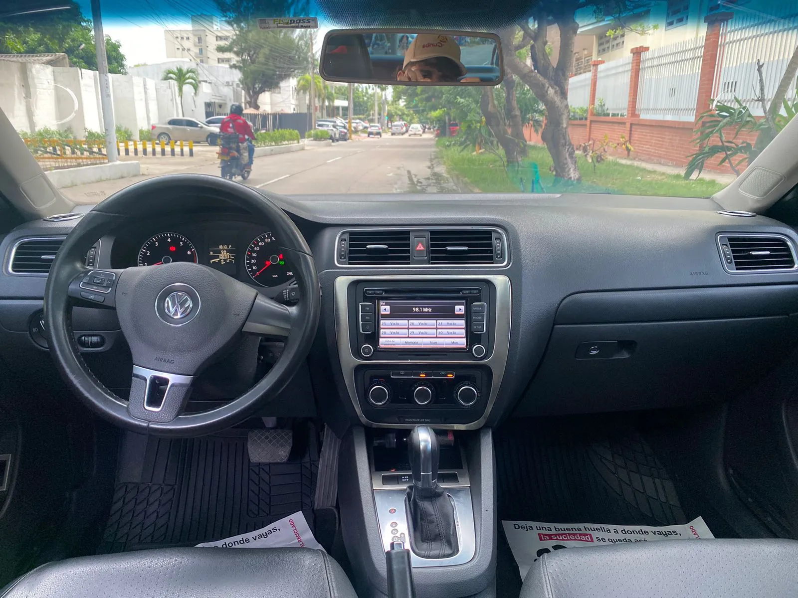 VOLKSWAGEN JETTA 2014