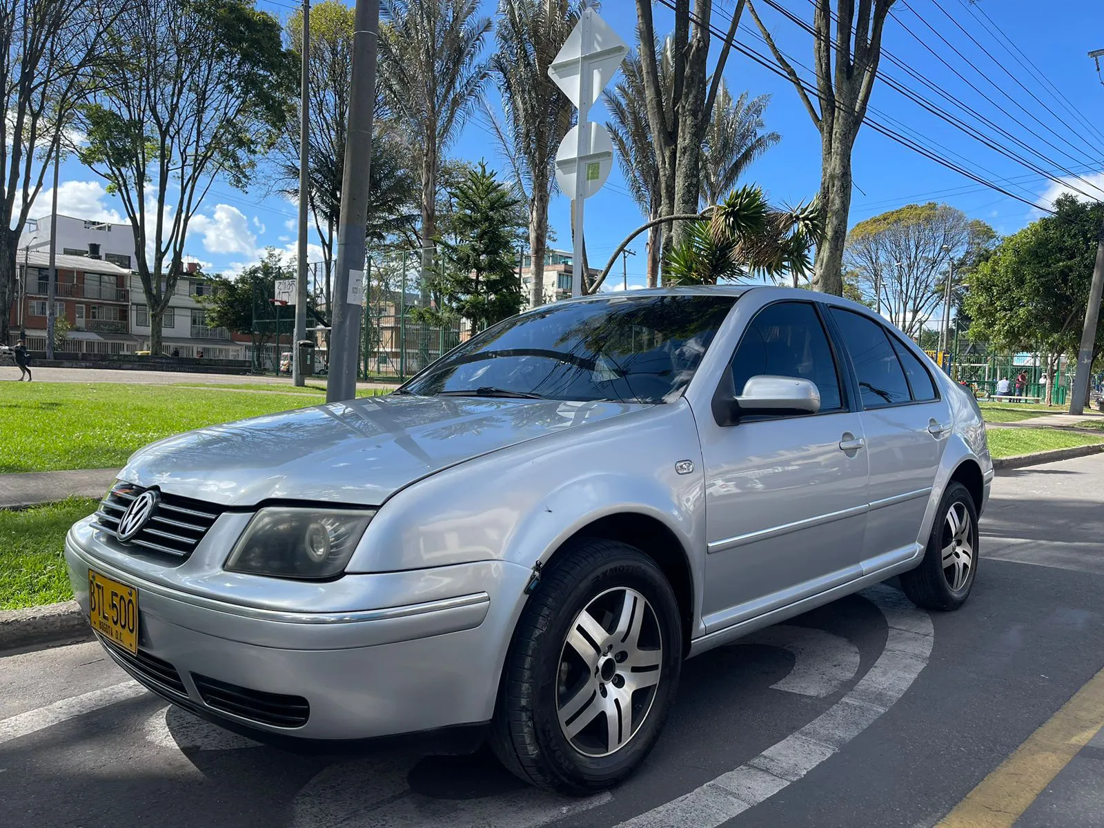 VOLKSWAGEN JETTA [4] TRENDLINE 2006