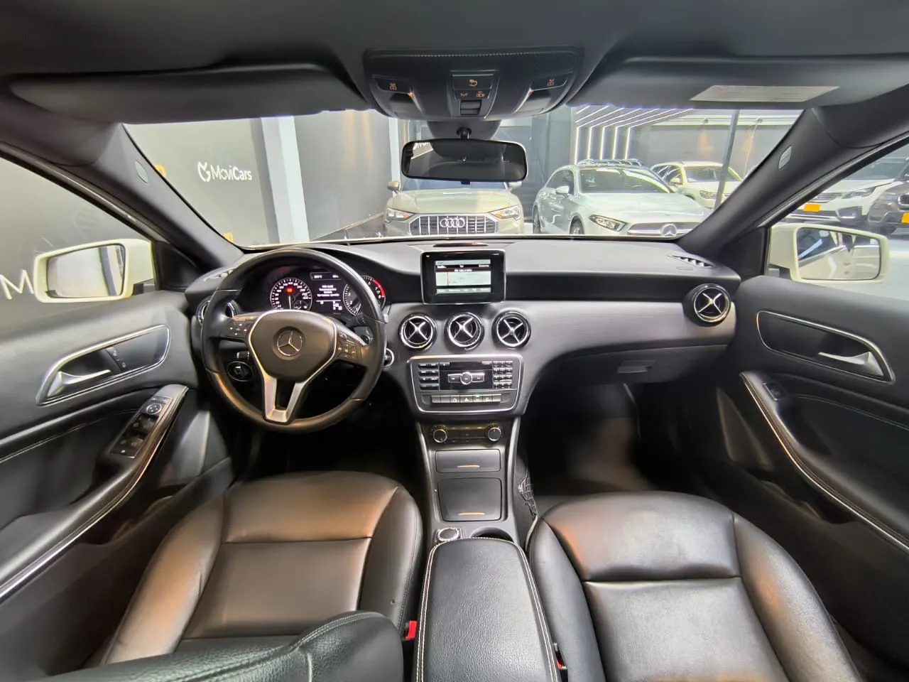 MERCEDES BENZ A 200 [W169] 2013