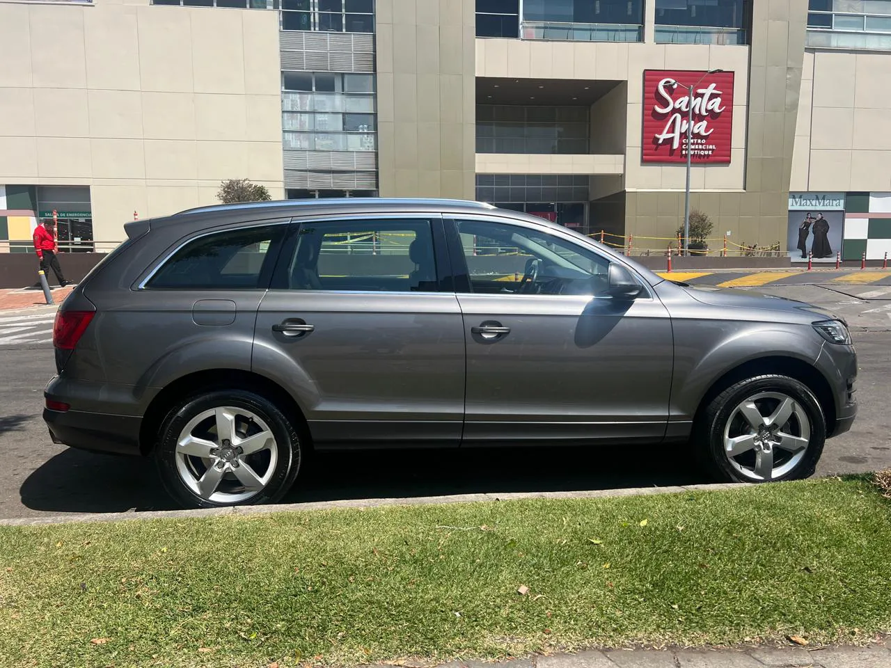 AUDI Q7 2004