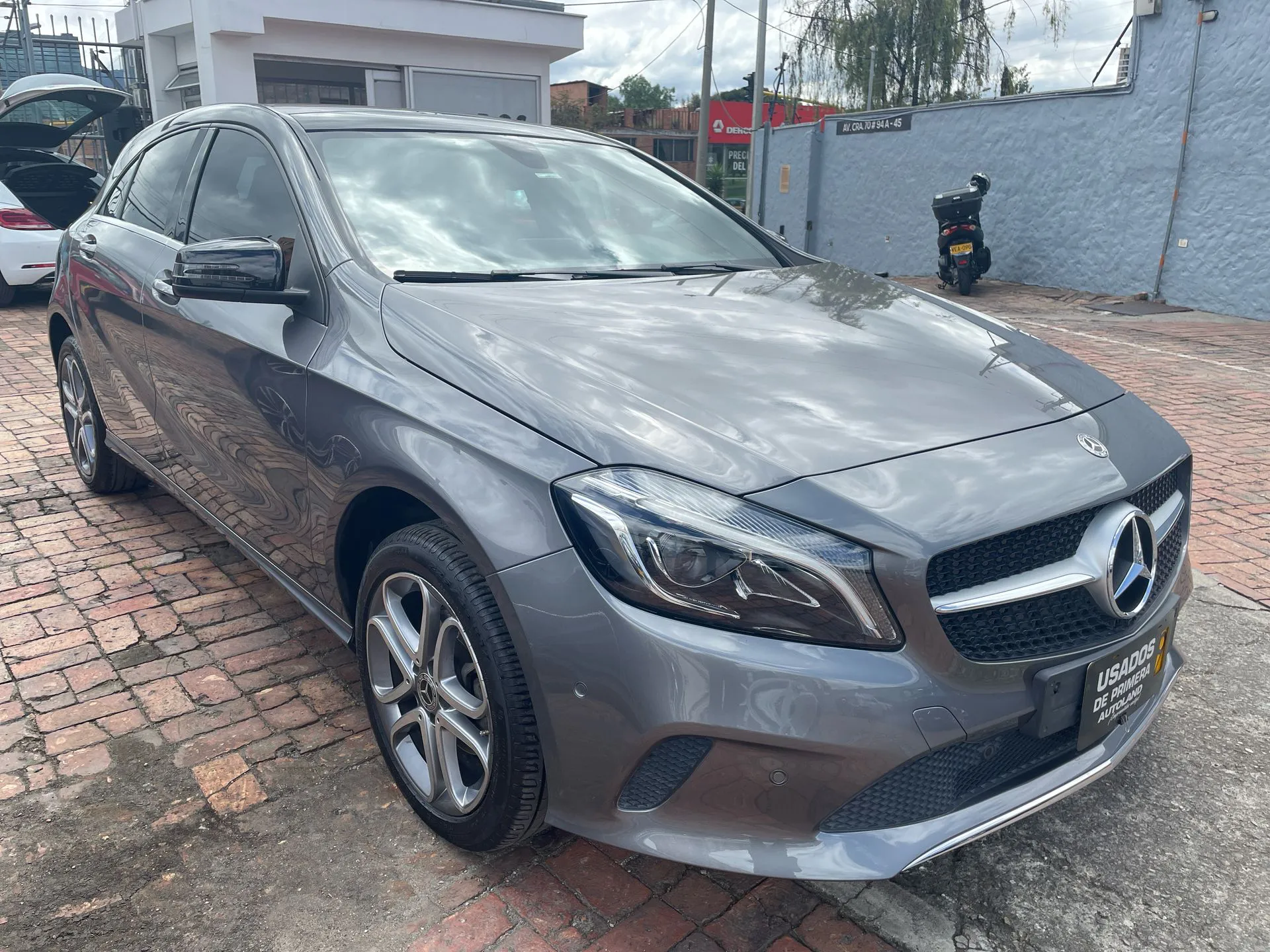 MERCEDES BENZ A A 200 [W176] MT 1600CC T 5P 2018