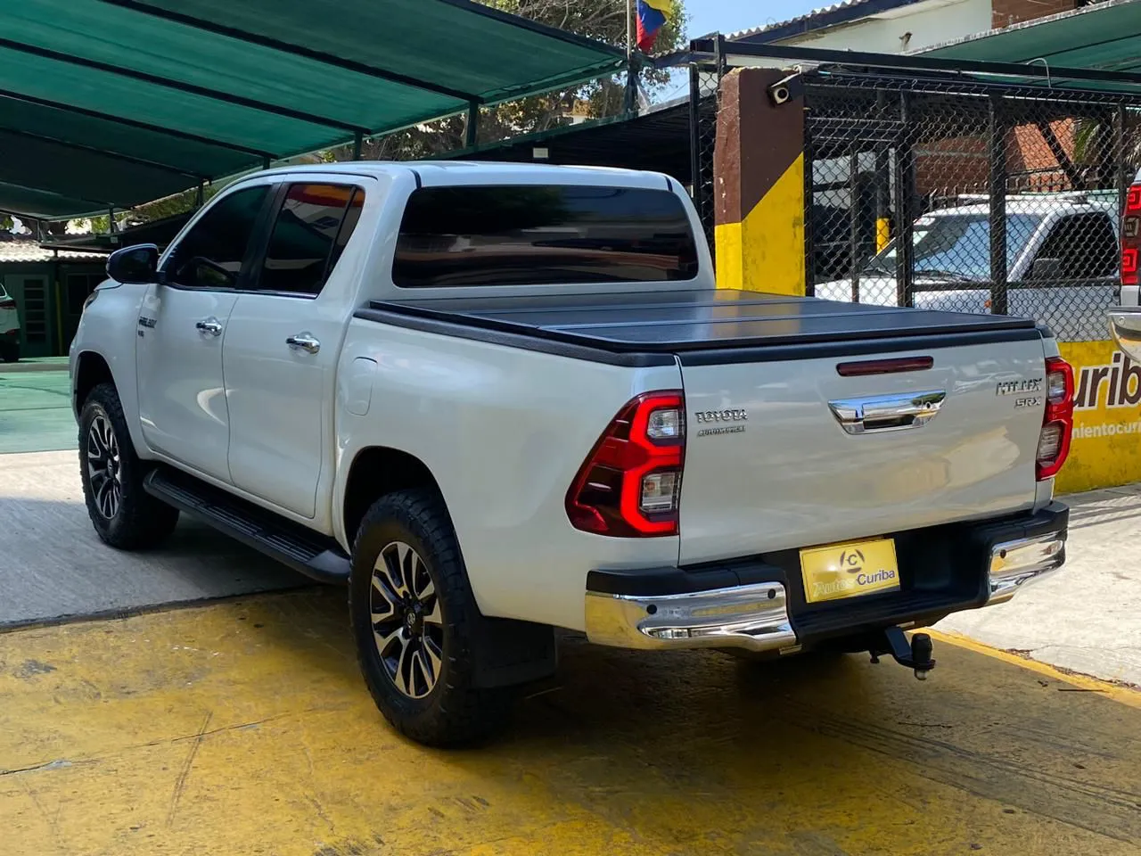 TOYOTA HILUX 2021