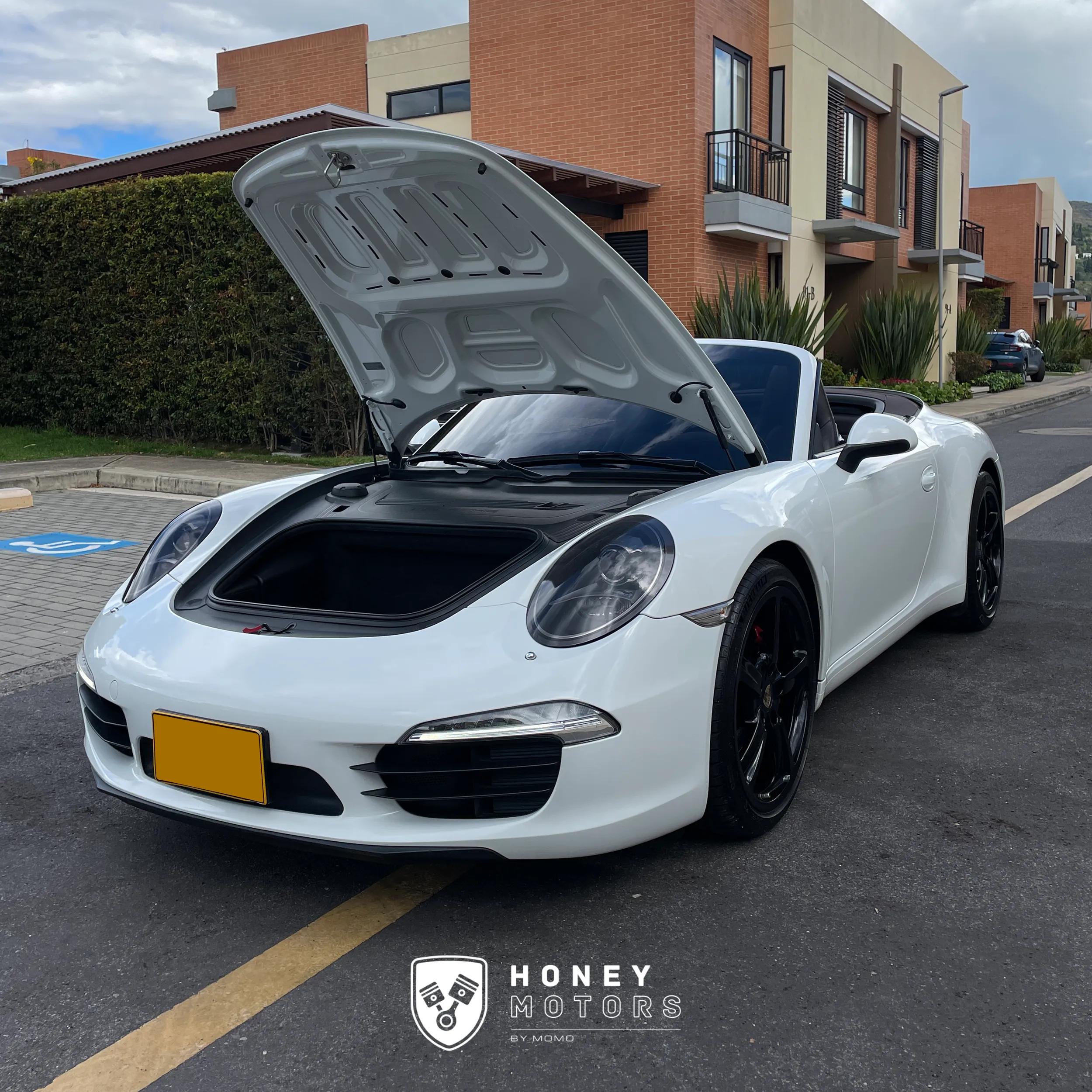 PORSCHE 911 [993] CARRERA CABRIOLET 2013