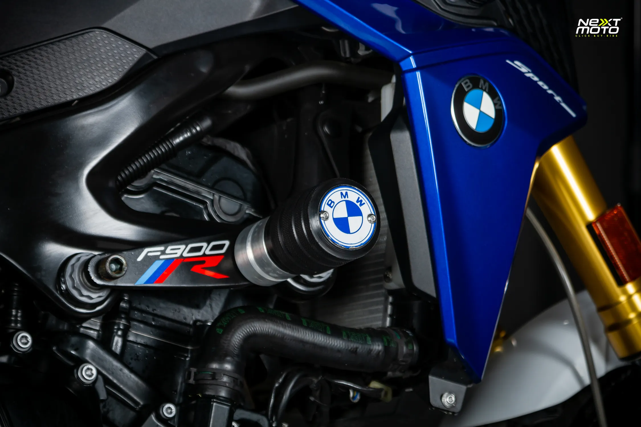 BMW F 900 R DYNAMIC 2023