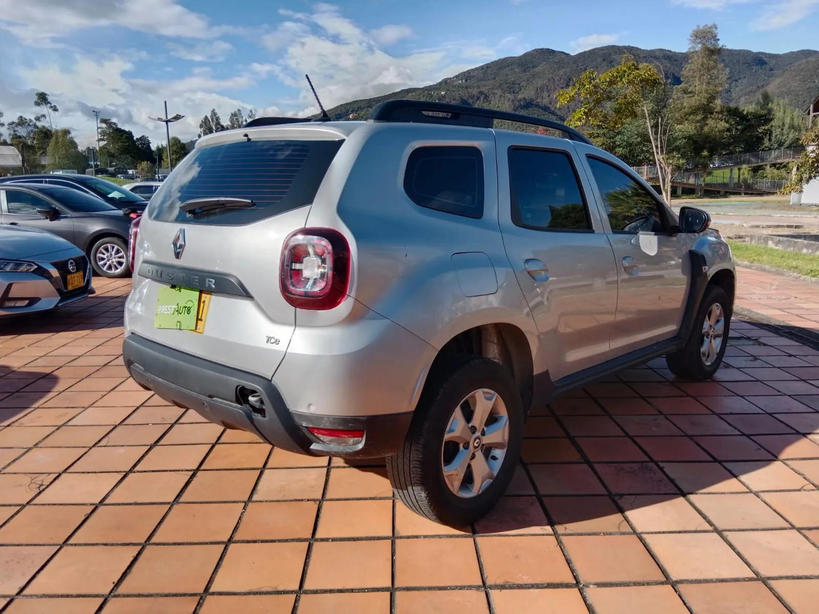 RENAULT DUSTER [2] ZEN + 2022