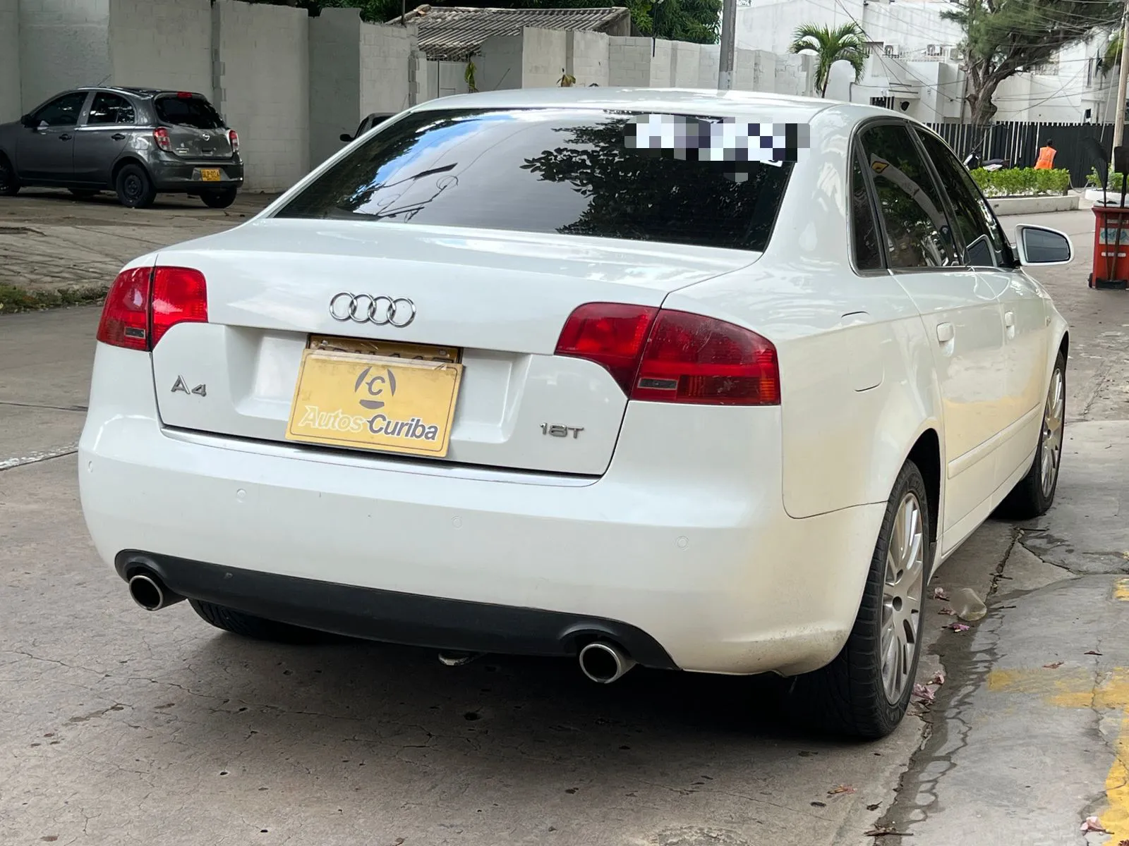 AUDI A4 2008