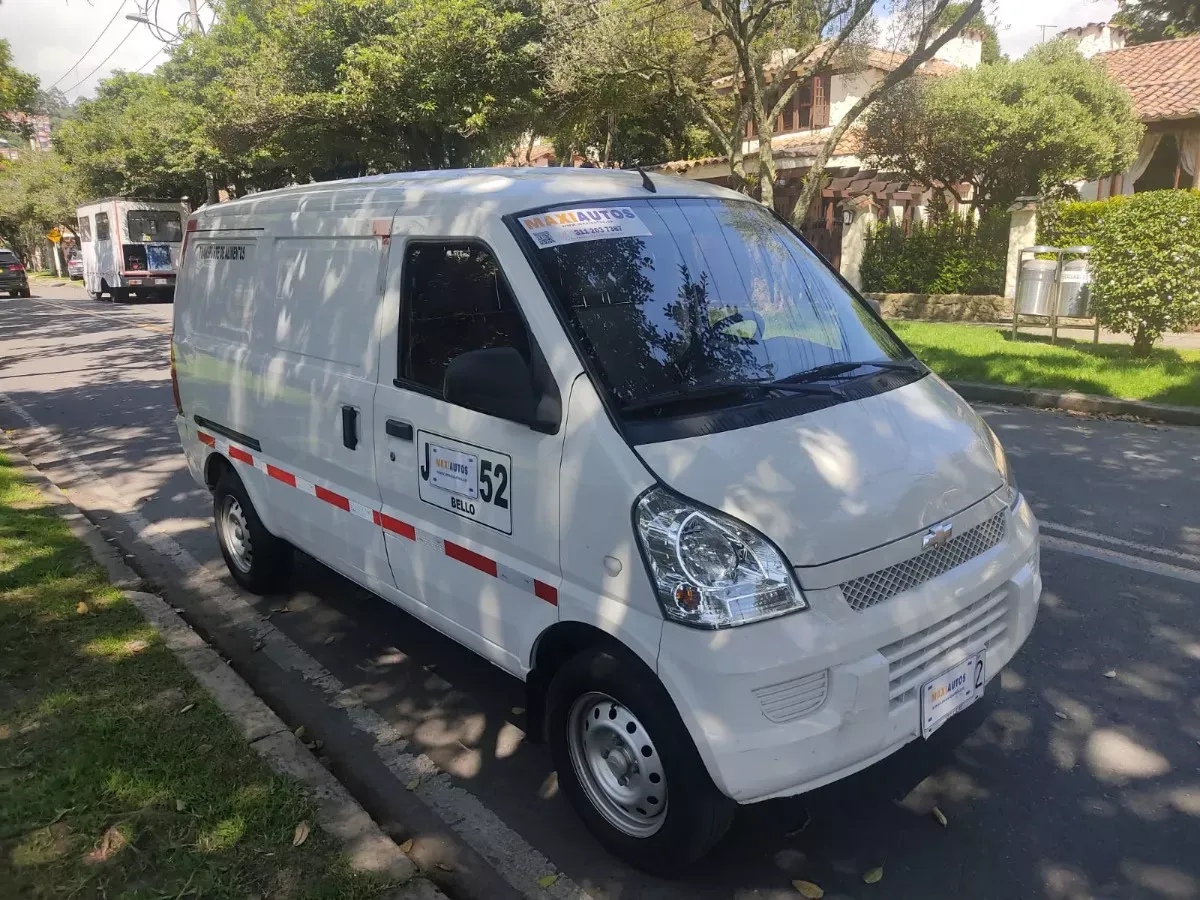 CHEVROLET VAN N300 CARGO PLUS 2021