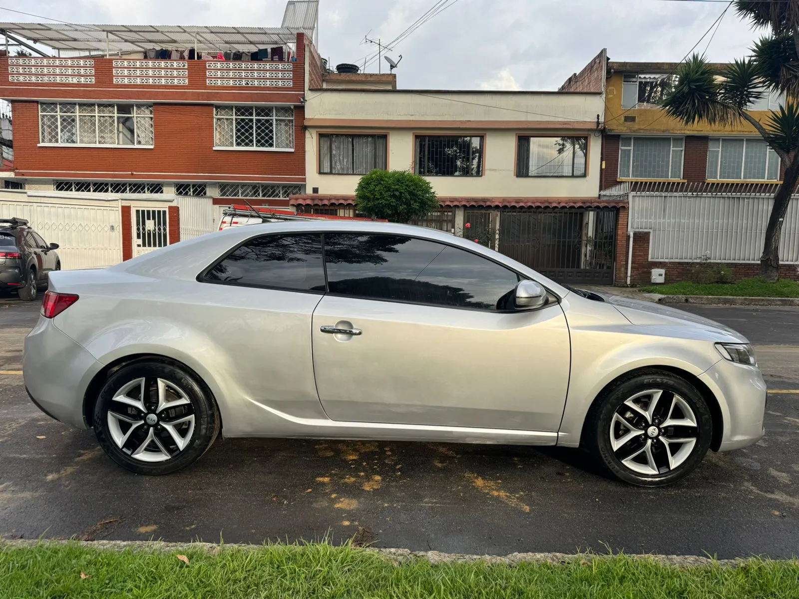 KIA CERATO KOUP SX 2013