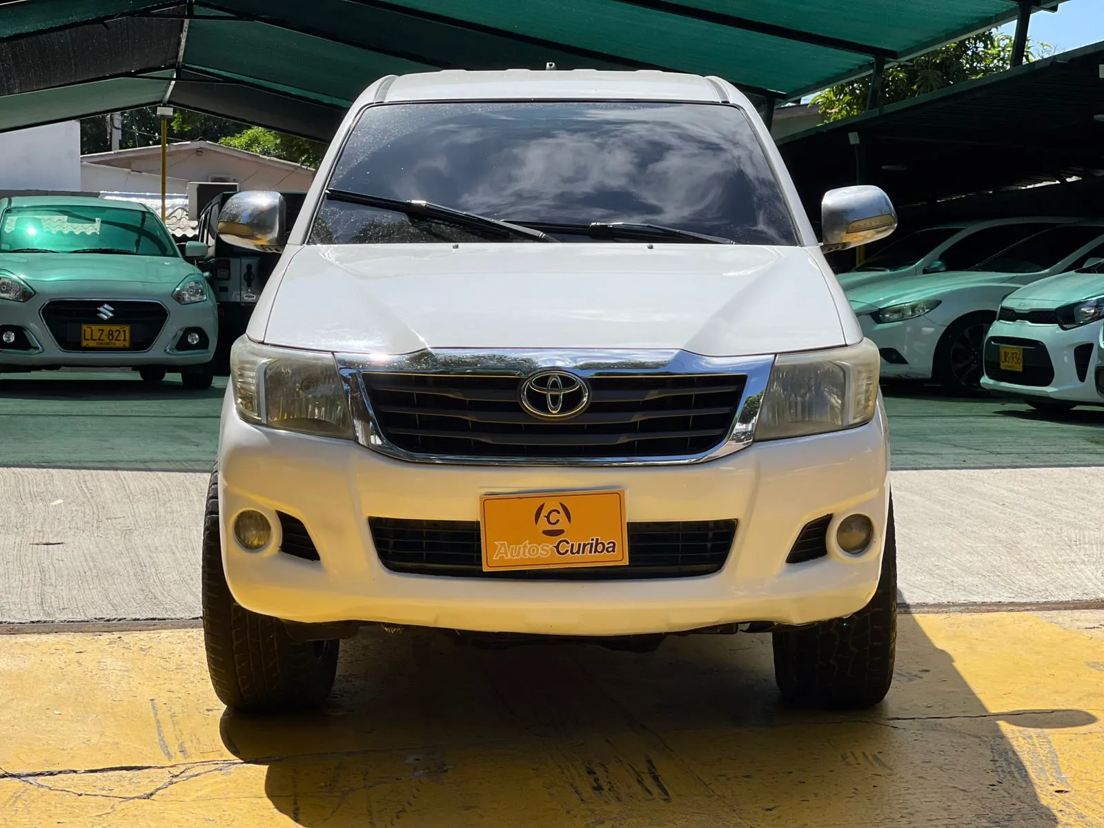 TOYOTA HILUX 2012