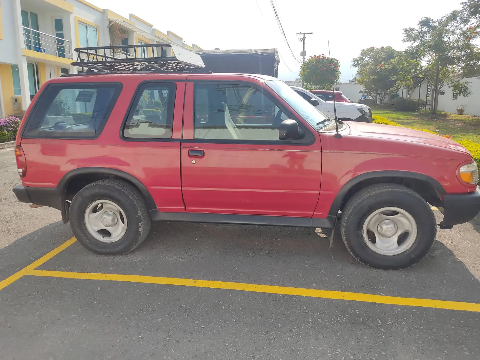 FORD EXPLORER [2] AVENTURA 2004