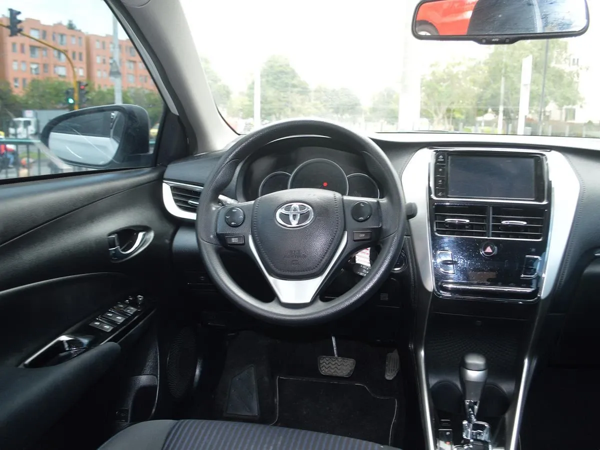 TOYOTA YARIS 2022