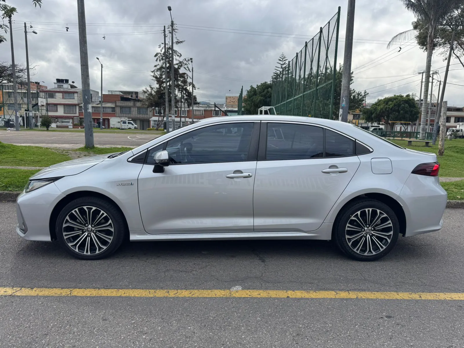 TOYOTA COROLLA SE-G HYBRID 2021