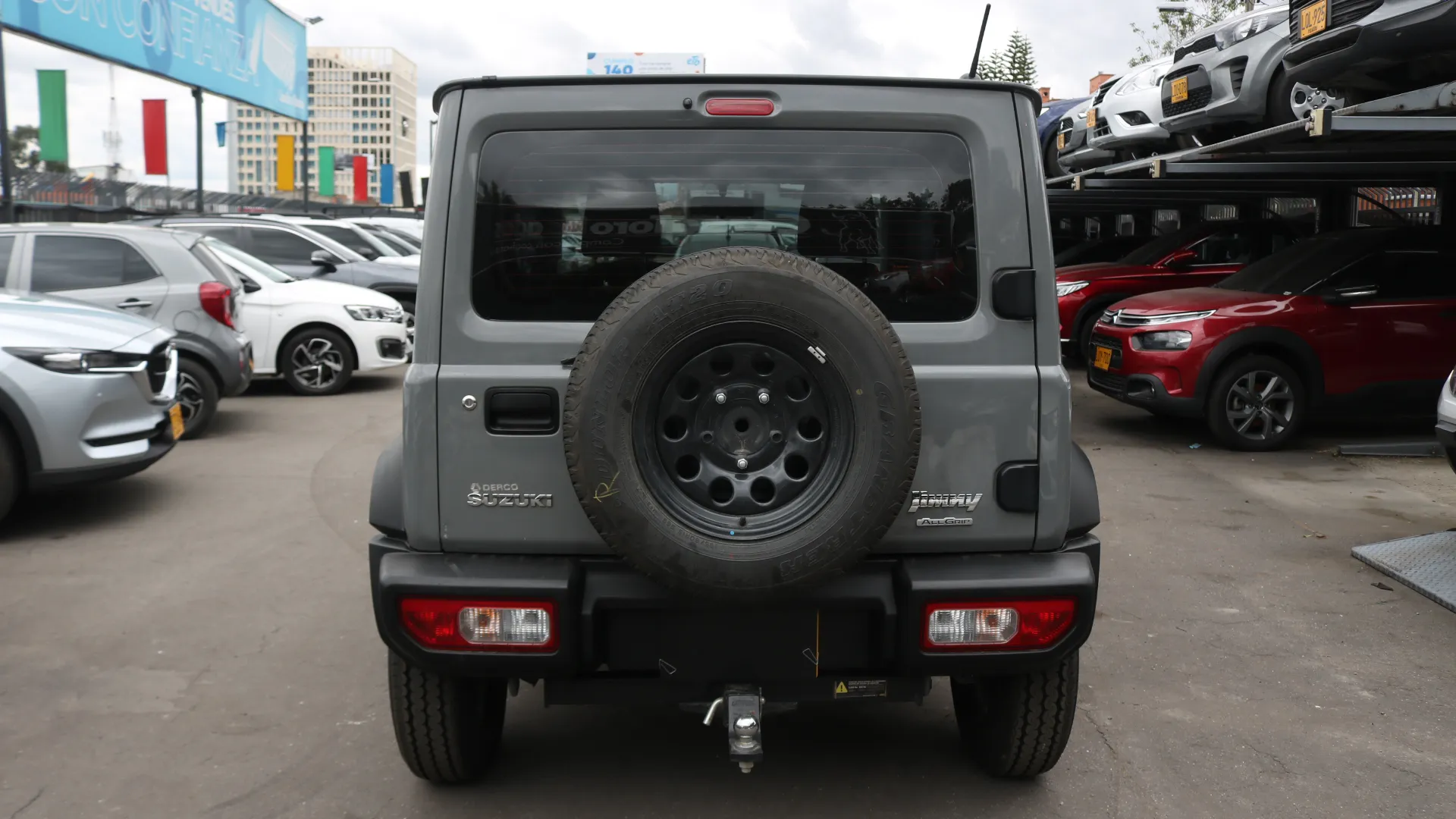 SUZUKI JIMNY JLX 2023