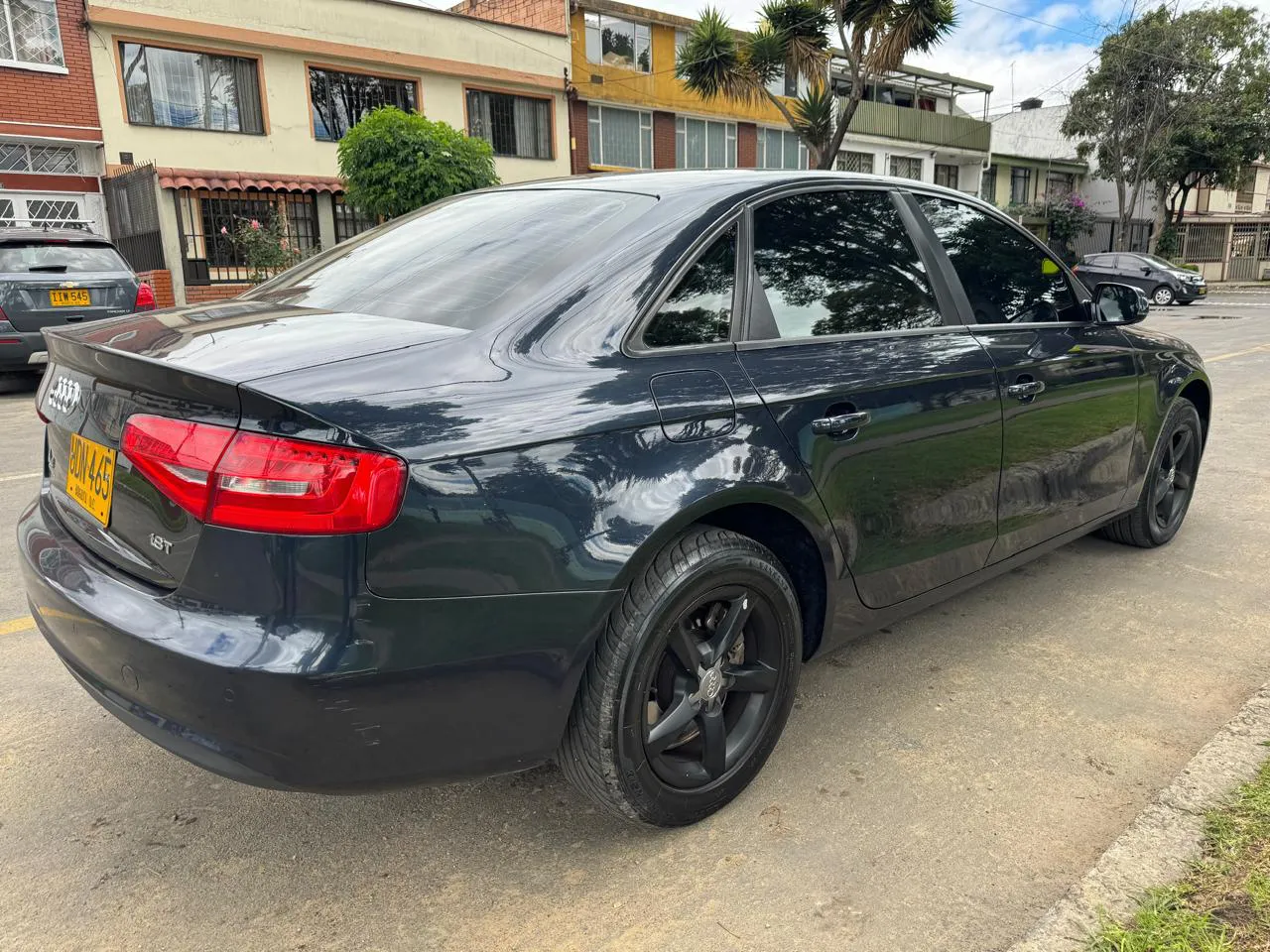 AUDI A4 2015